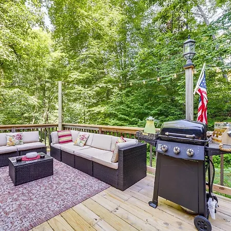 Villa North Carolina Abode With Fire Pit And Mountain Views!